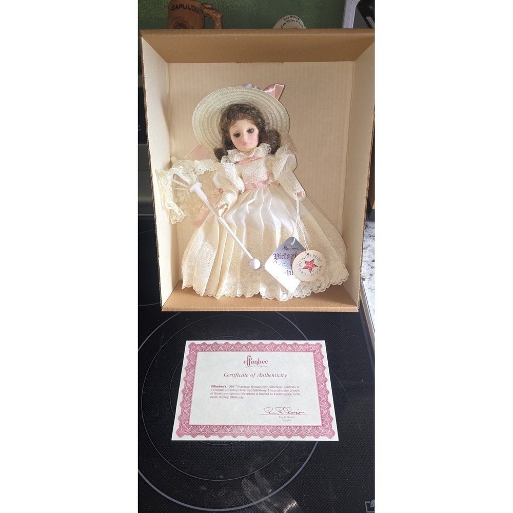 BEAUTIFUL VINTAGE 1986 EFFANBEE VICTORIAN MINIATURES DOVER DOLL 11" BOX COA 1148